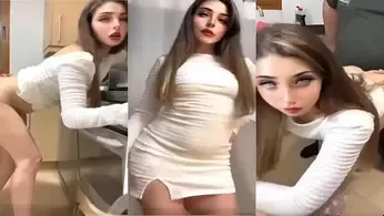 Bokep Selebrgam Bule Russia Di Doggy Lumer WOT HD